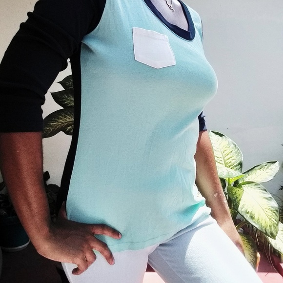 Talbots Top Blue - Picture 4 of 7